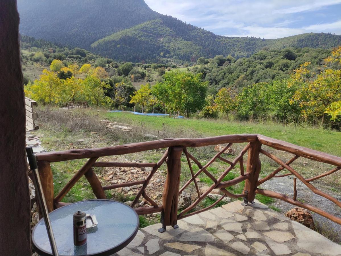 Oneiropagidasuites Kalavryta Bagian luar foto